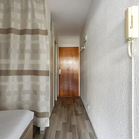 公寓 Charming Flat With Pool 8 Min Away From The In - Welkeys 昂蒂布