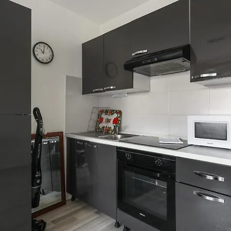 公寓 Charming Flat With Pool 8 Min Away From The In - Welkeys *
